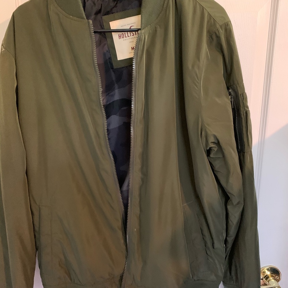 Bomber jacket